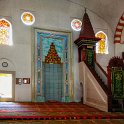 vnitřní vybavení mešity Chán - Džami